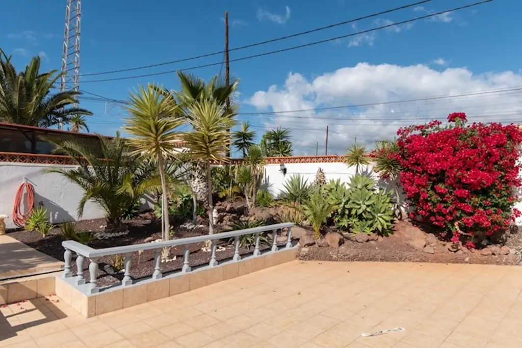 Image of 5 bed villa for sale in Oroteanda Baja