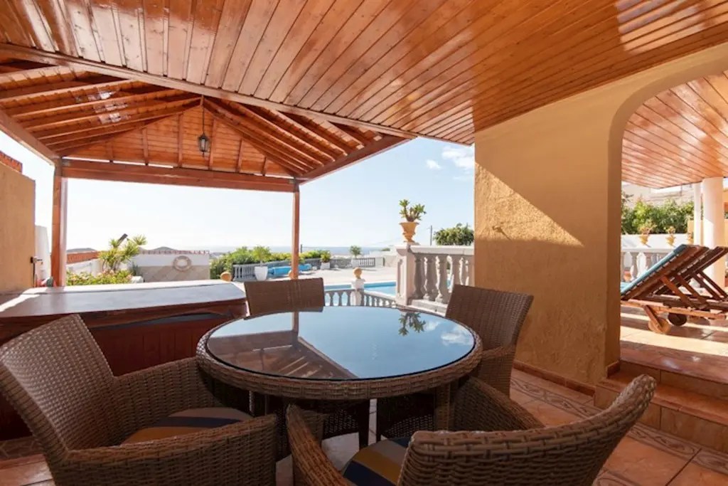 Image of 5 bed villa for sale in Oroteanda Baja