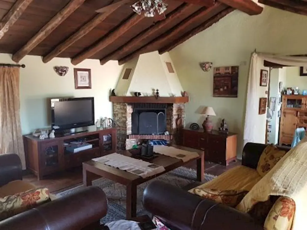 Image of 3 bed finca for sale in El Roque