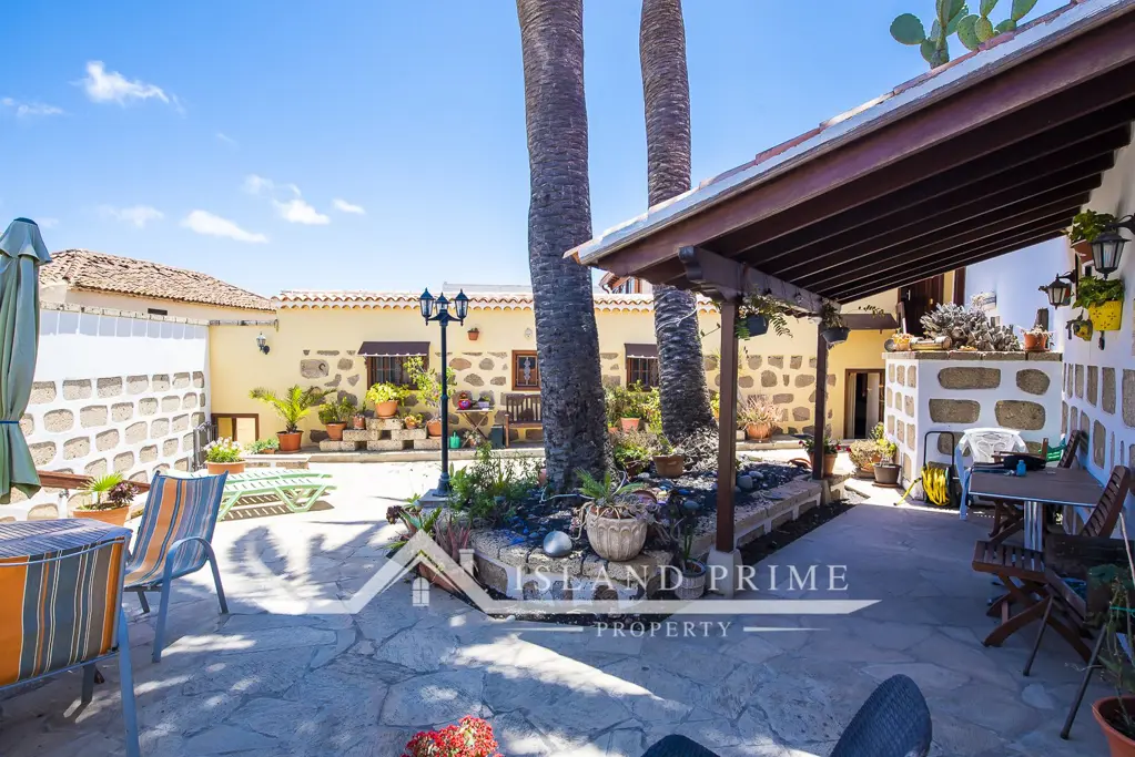 Image of 4 bed detached house for sale in Granadilla de Abona