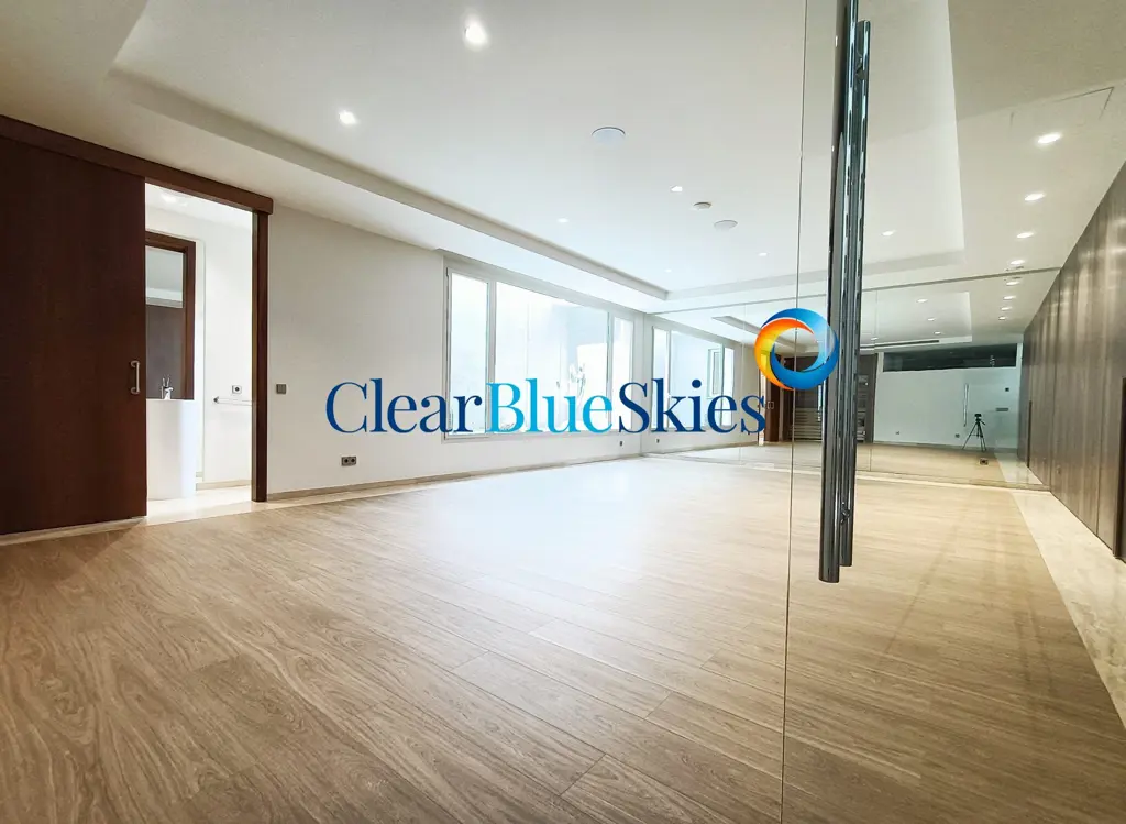 Image of 4 bed villa for sale in Adeje Golf