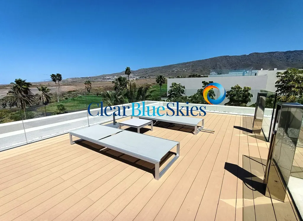 Image of 4 bed villa for sale in Adeje Golf