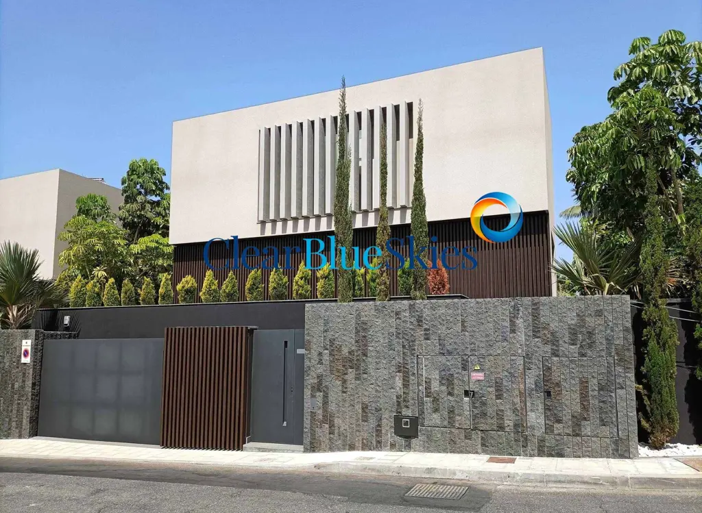 Image of 4 bed villa for sale in Adeje Golf