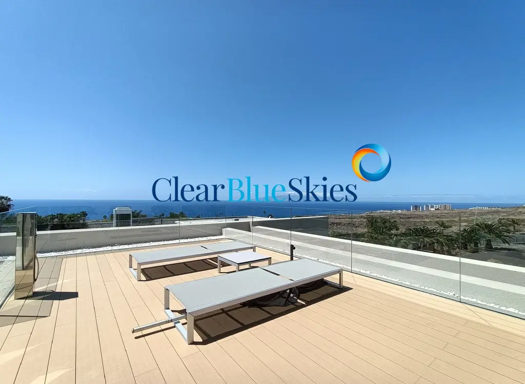 Image of 4 bed villa for sale in Adeje Golf