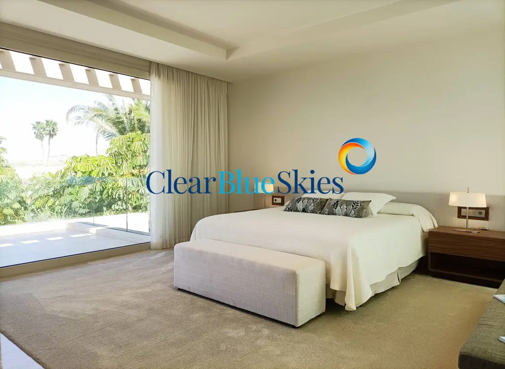 Image of 4 bed villa for sale in Adeje Golf