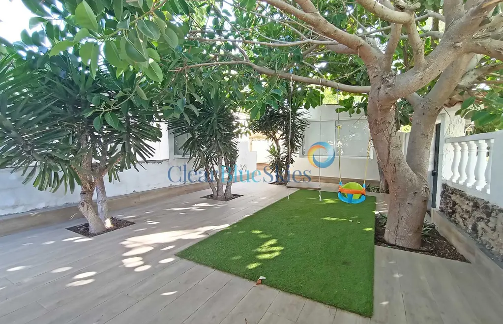Image of 4 bed house for sale in Chayofa