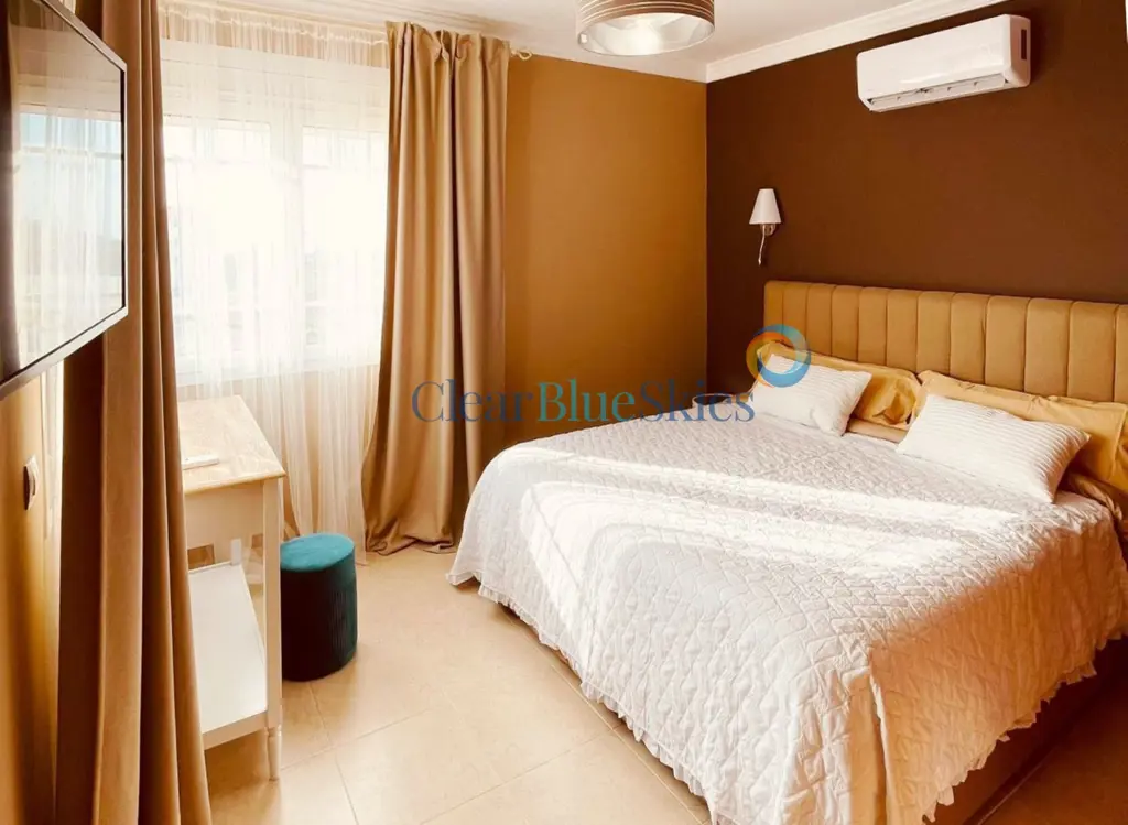 Image of 4 bed villa for sale in Los Cristianos, Mesetas del Mar