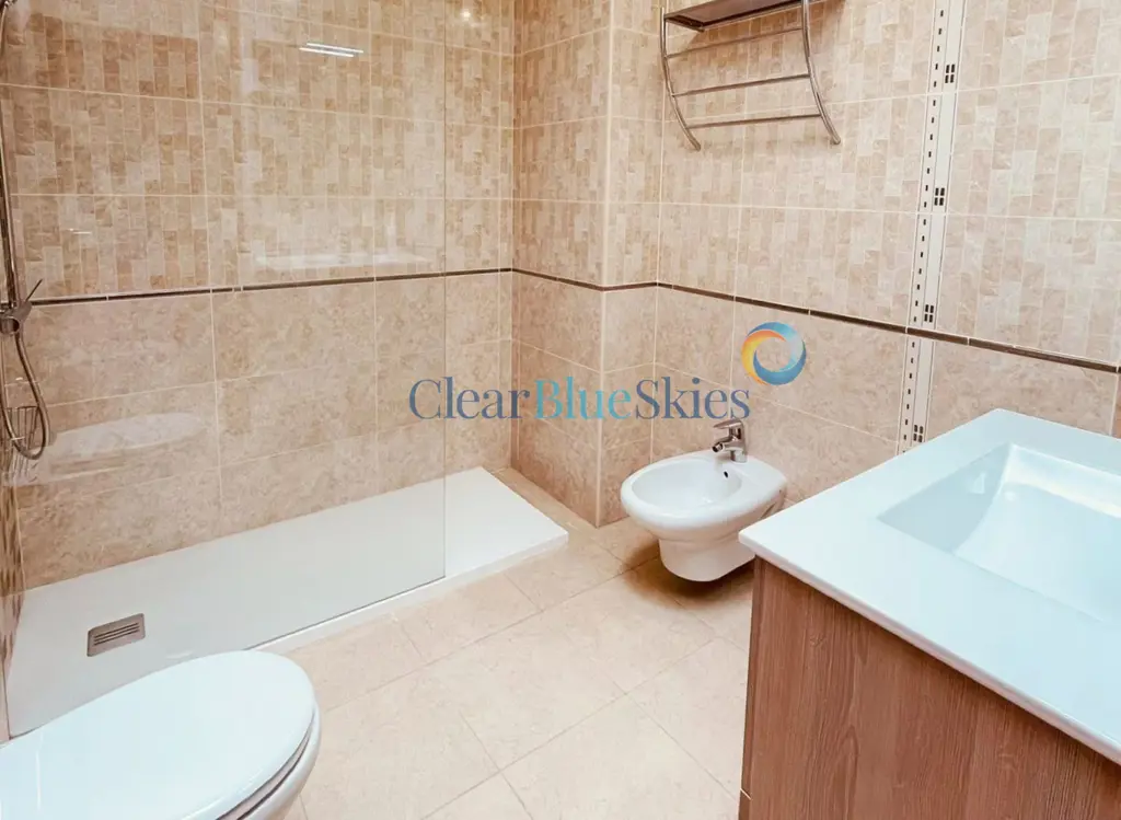 Image of 4 bed villa for sale in Los Cristianos, Mesetas del Mar