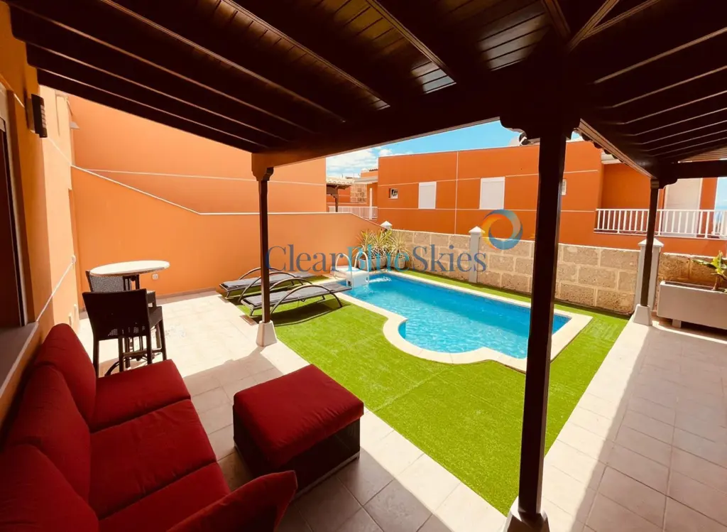 Image of 4 bed villa for sale in Los Cristianos, Mesetas del Mar