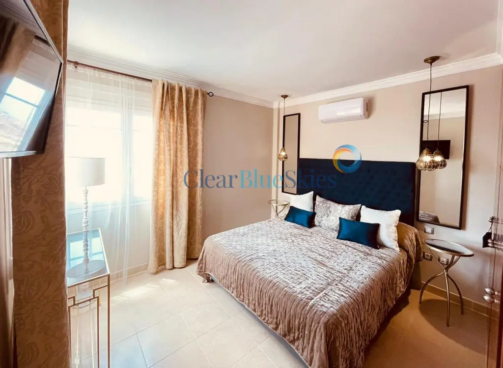 Image of 4 bed villa for sale in Los Cristianos, Mesetas del Mar