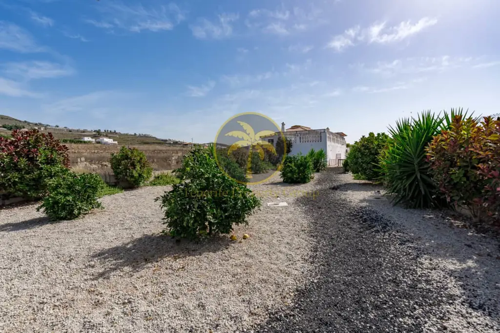 Image of 7 bed house for sale in Charco del Pino