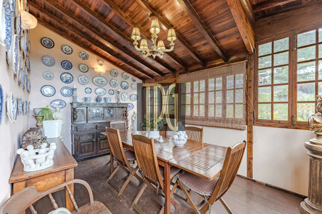 Image of 6 bed house for sale in Icod de los Vinos