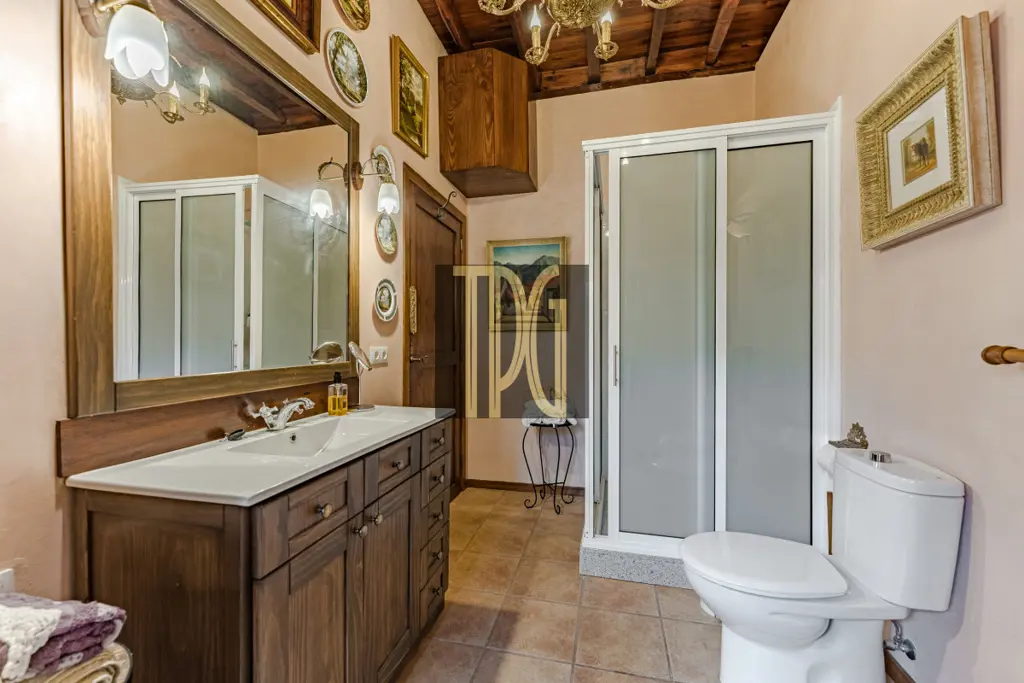 Image of 6 bed house for sale in Icod de los Vinos