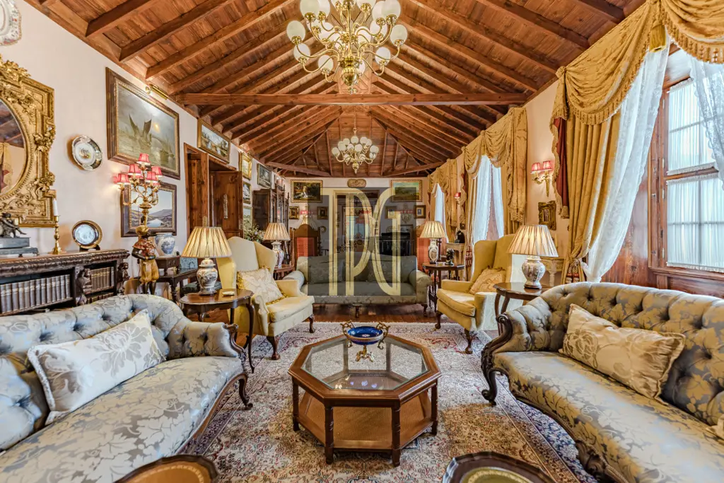 Image of 6 bed house for sale in Icod de los Vinos