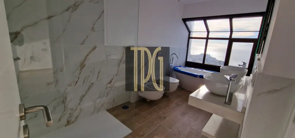 Image of 2 bed apartment for sale in Los Gigantes