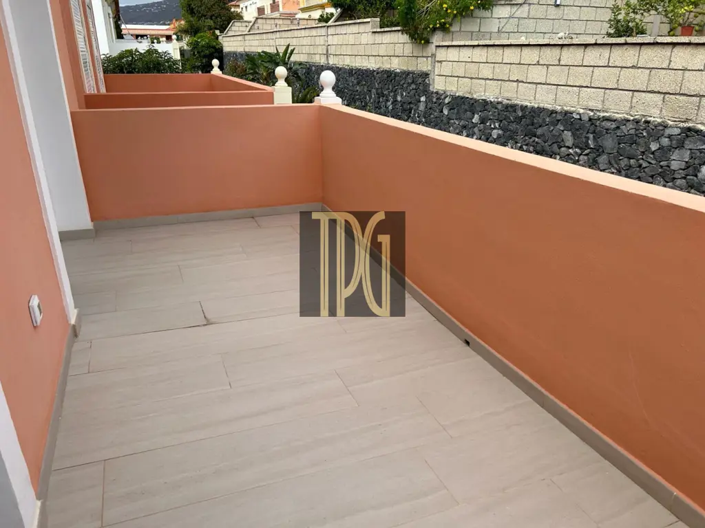 Image of 4 bed villa for sale in El Madroñal