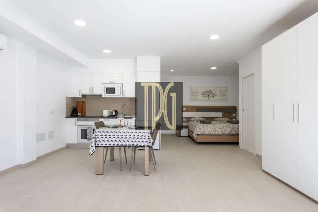 Image of 4 bed villa for sale in El Madroñal