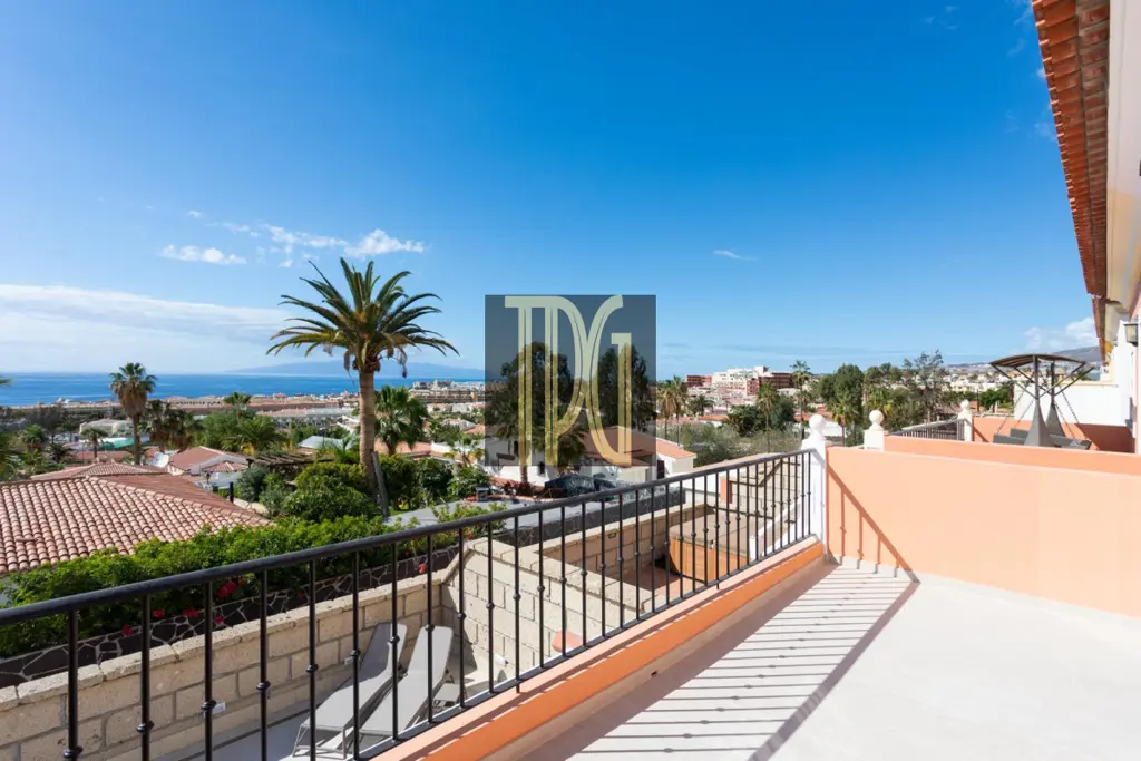 Image of 4 bed villa for sale in El Madroñal