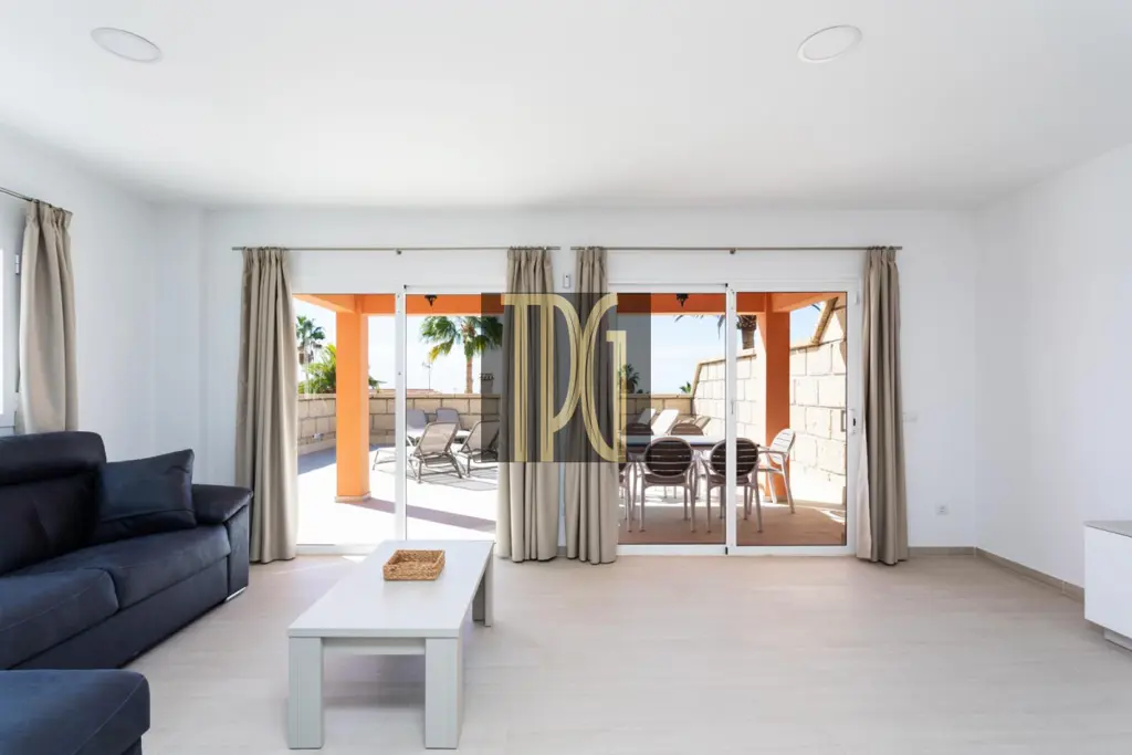 Image of 4 bed villa for sale in El Madroñal