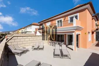 4 bed villa for sale in El Madroñal