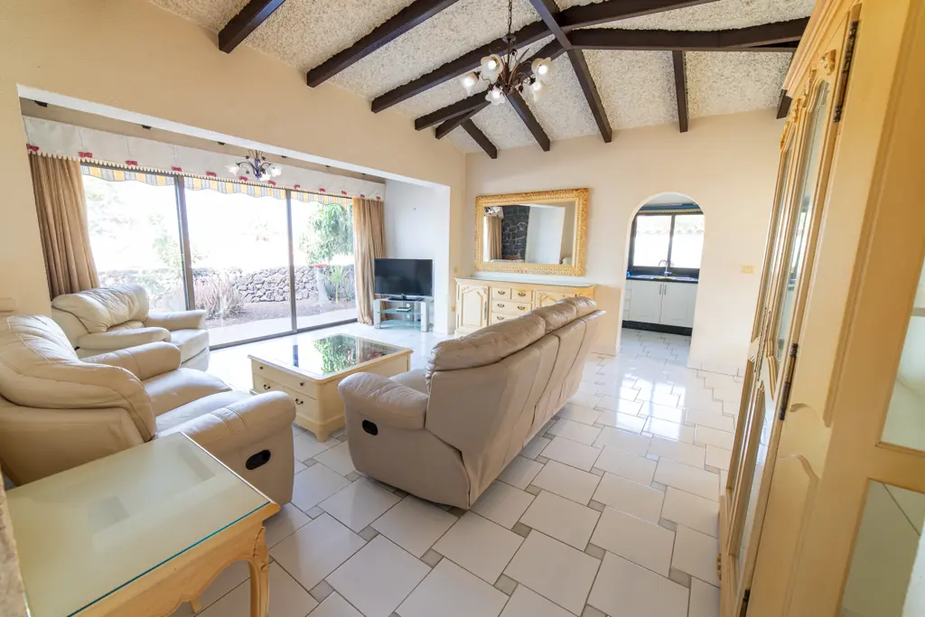 Image of 2 bed bungalow for sale in El Madroñal