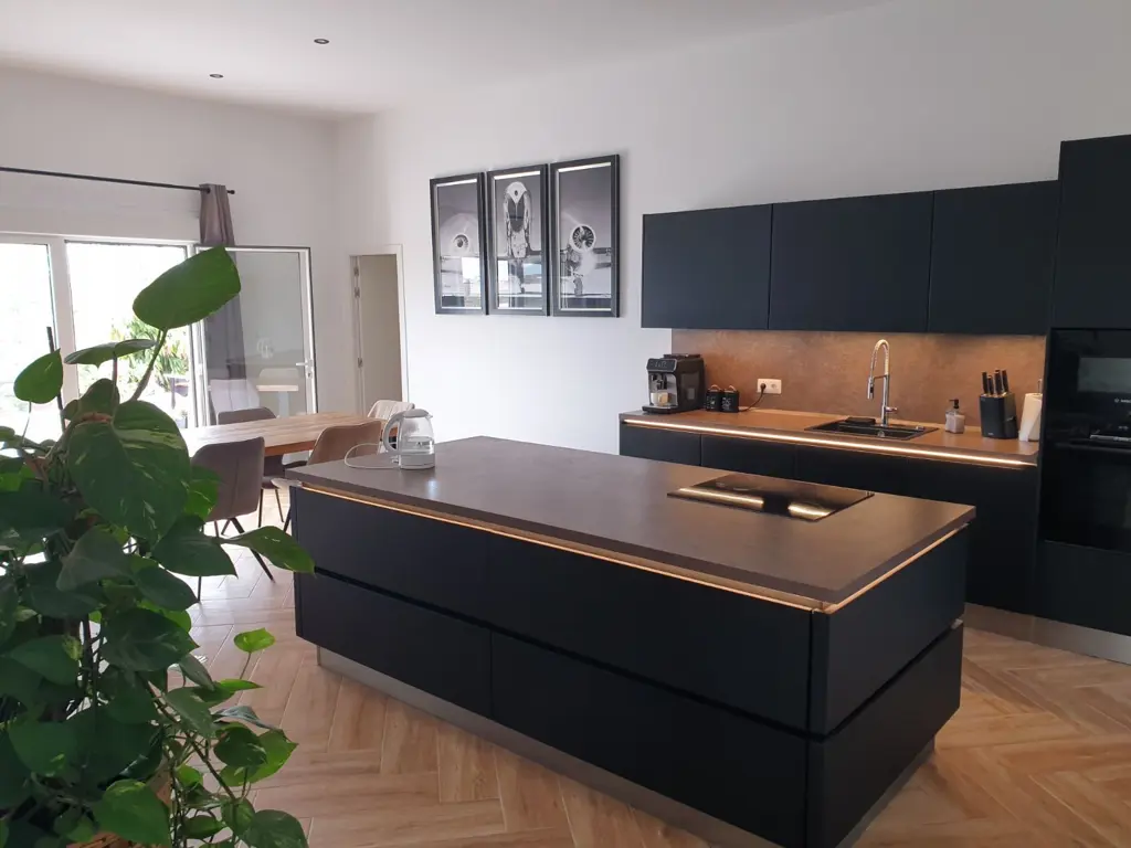 Image of 5 bed finca for sale in Arico