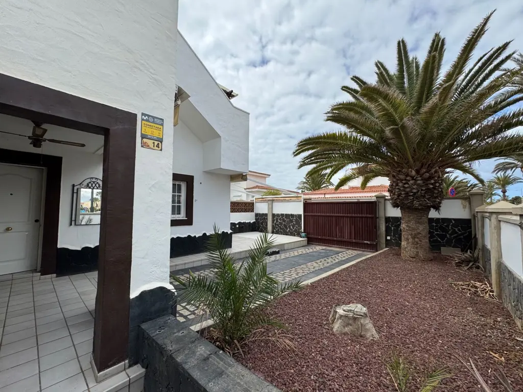 Image of 1 bed apartment for sale in Costa del Silencio, La Baraca