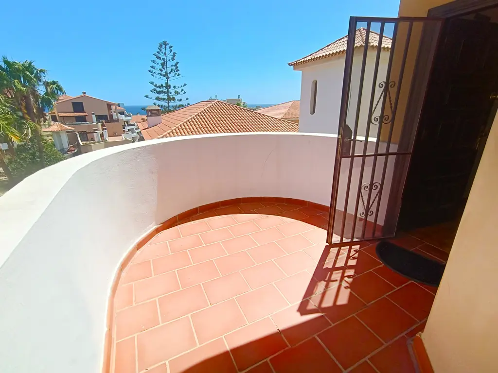 Image of 1 bed apartment for sale in Golf del Sur, Parque Albatros