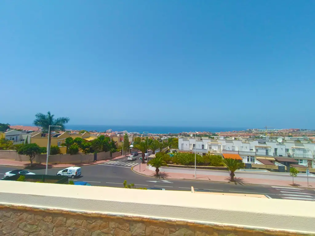 Image of 3 bed townhouse for sale in El Madroñal, Los Girasoles