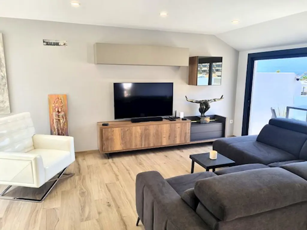 Image of 3 bed villa for sale in Palm Mar, Bahía de Los Menceyes