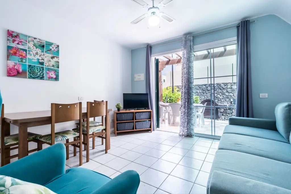 Image of 1 bed apartment for sale in Costa del Silencio, Rocas del Mar