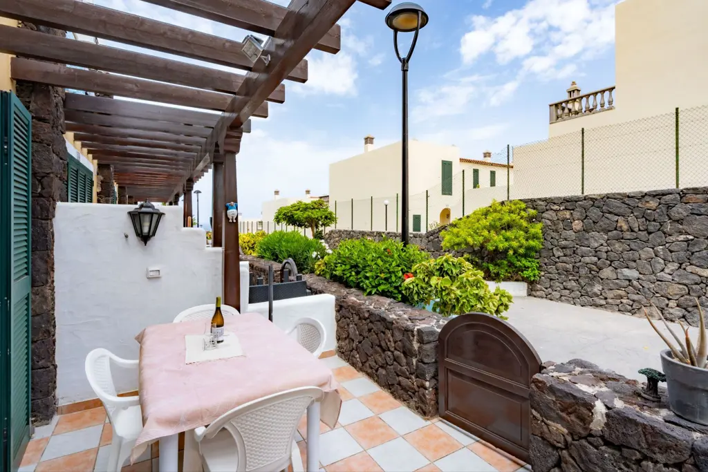 Image of 1 bed apartment for sale in Costa del Silencio, Rocas del Mar