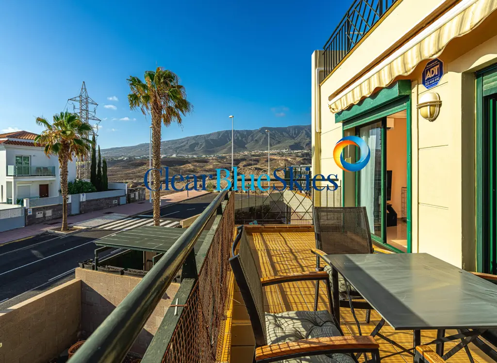 Image of 3 bed duplex for sale in El Duque, Bellamar I