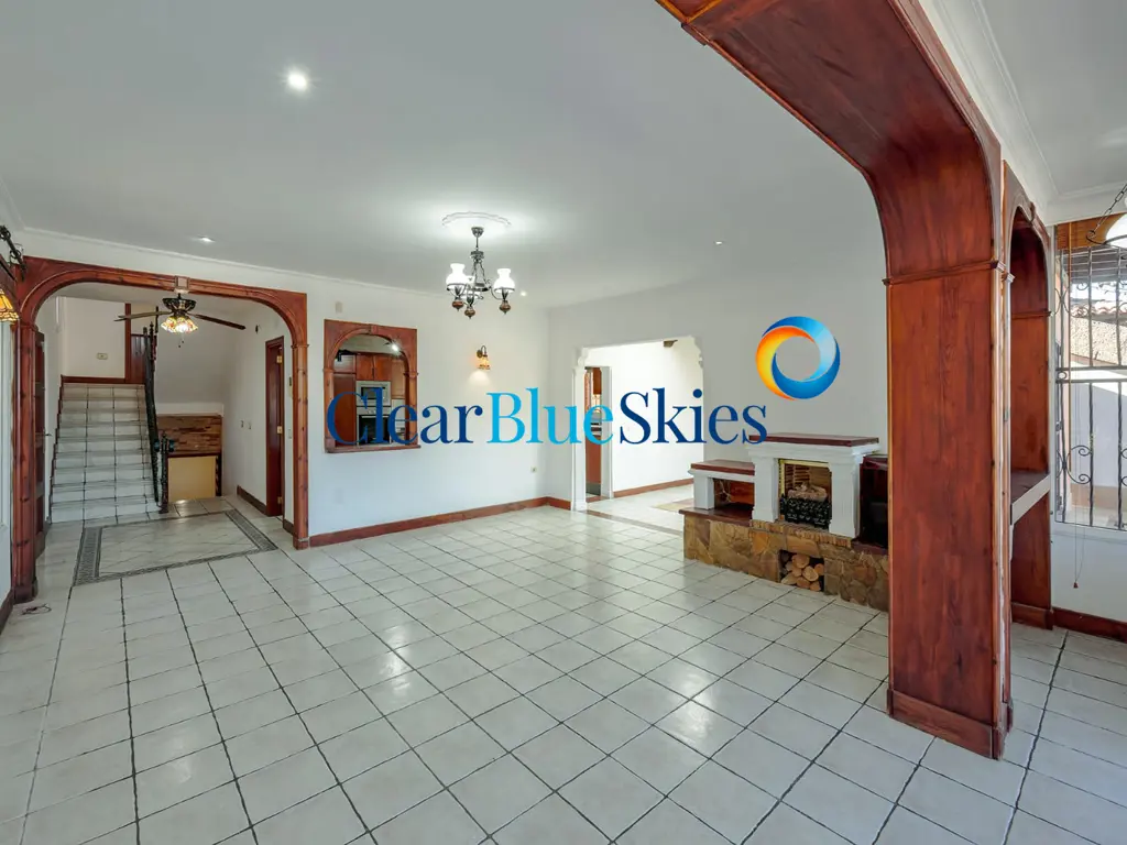 Image of 4 bed villa for sale in Torviscas Alto