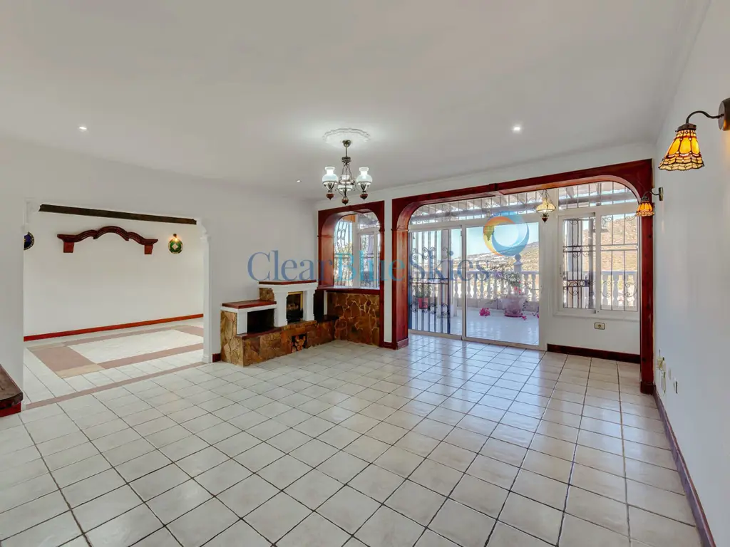 Image of 4 bed villa for sale in Torviscas Alto