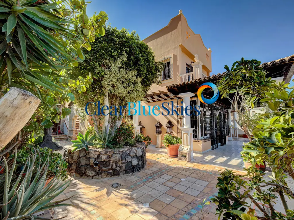 Image of 4 bed villa for sale in Torviscas Alto