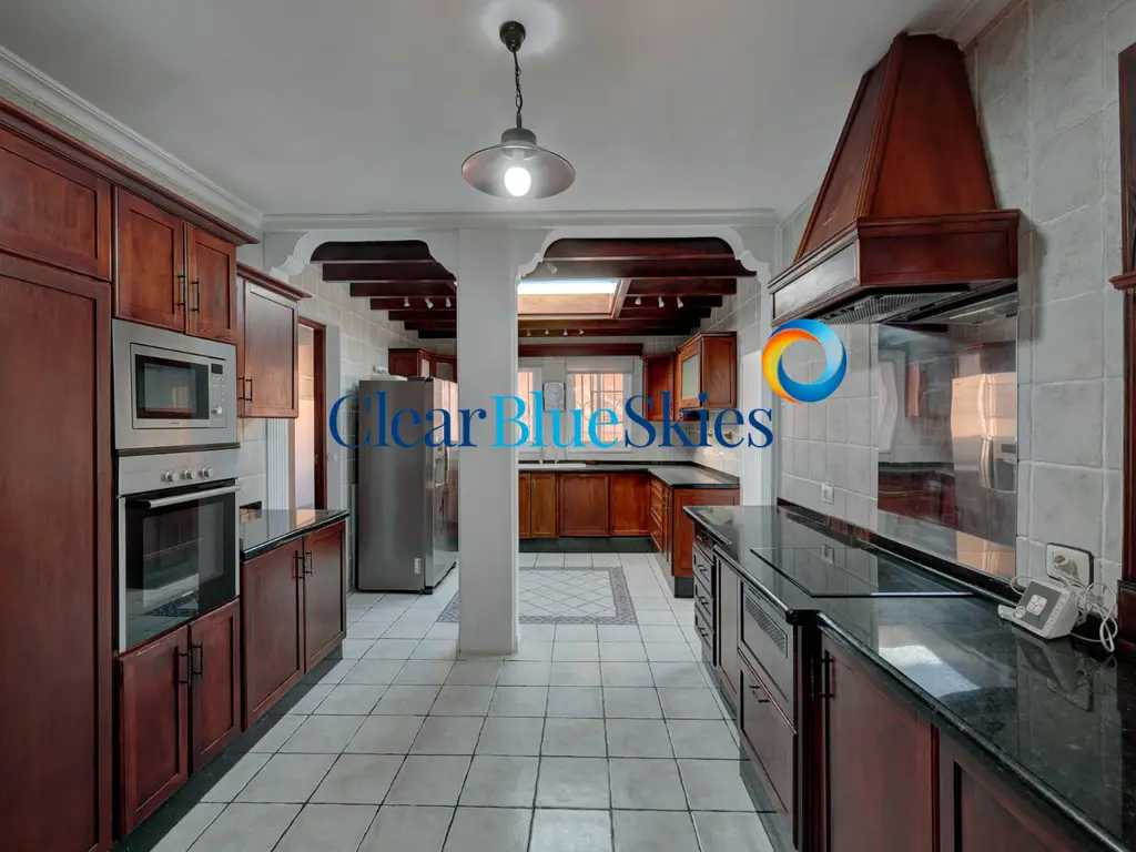 Image of 4 bed villa for sale in Torviscas Alto