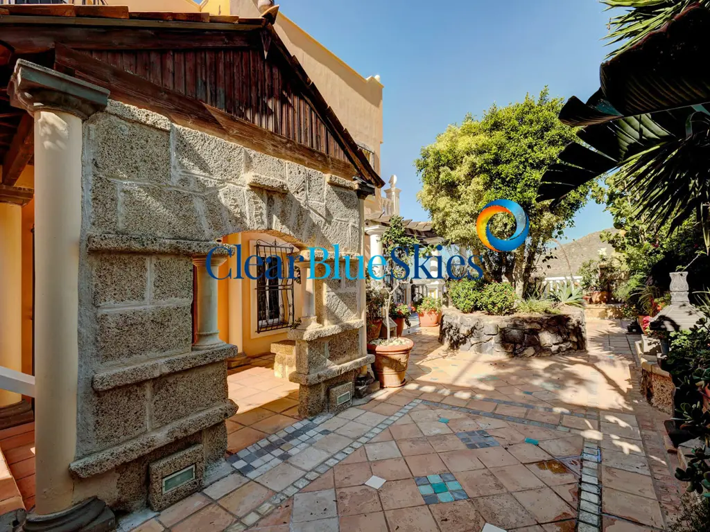 Image of 4 bed villa for sale in Torviscas Alto