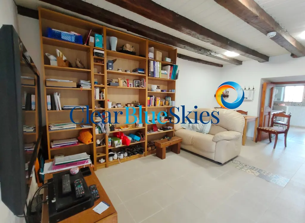 Image of 4 bed rustic house for sale in Granadilla de Abona