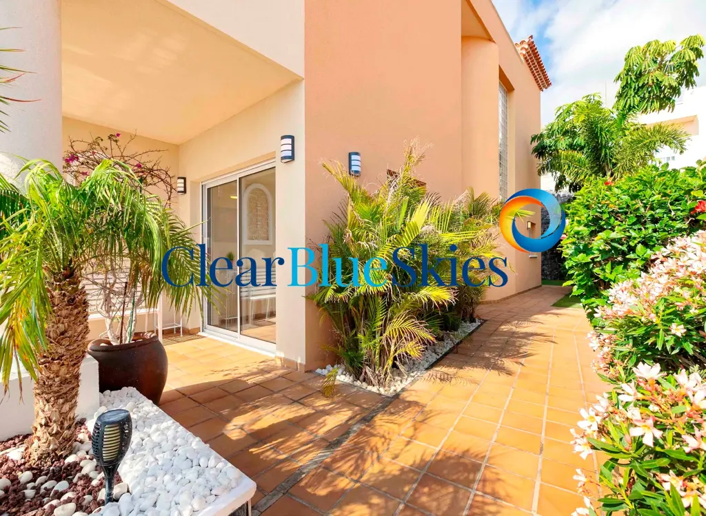 Image of 4 bed villa for sale in Puerto de Santiago