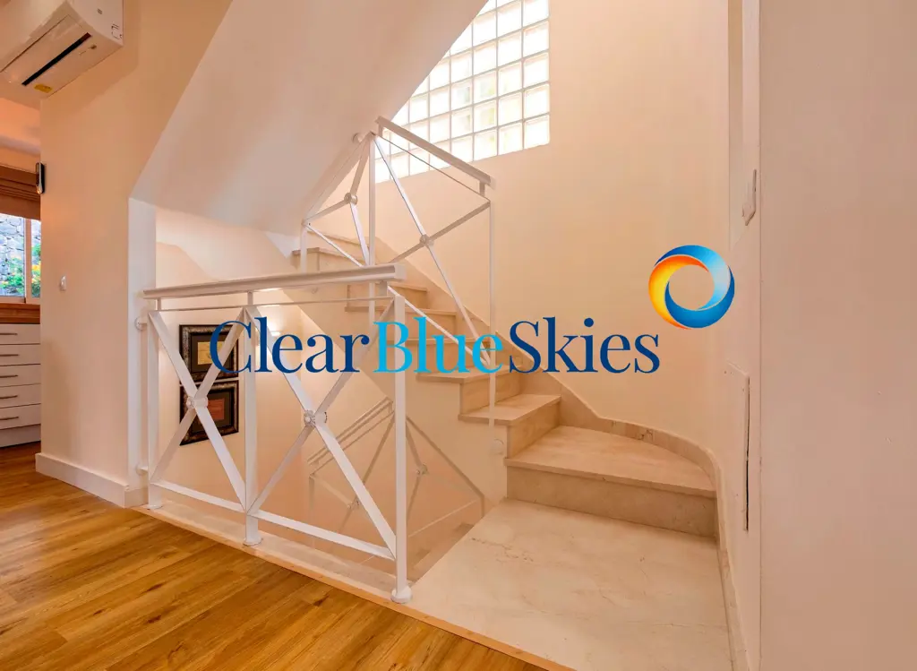 Image of 4 bed villa for sale in Puerto de Santiago