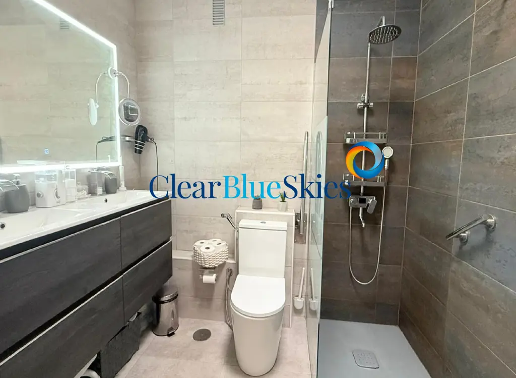 Image of 3 bed duplex for sale in El Galeón, La Goleta