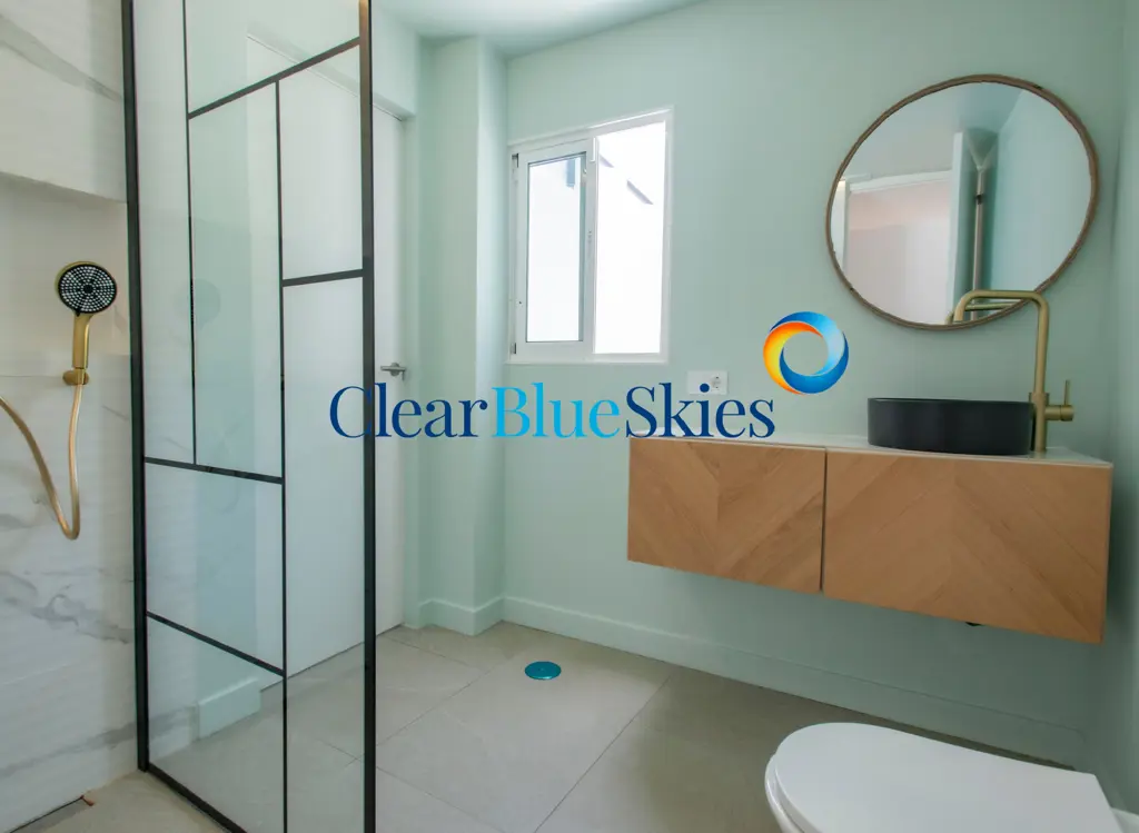 Image of 4 bed house for sale in Los Menores