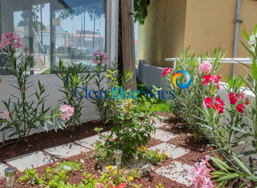 Image of 4 bed house for sale in Los Menores