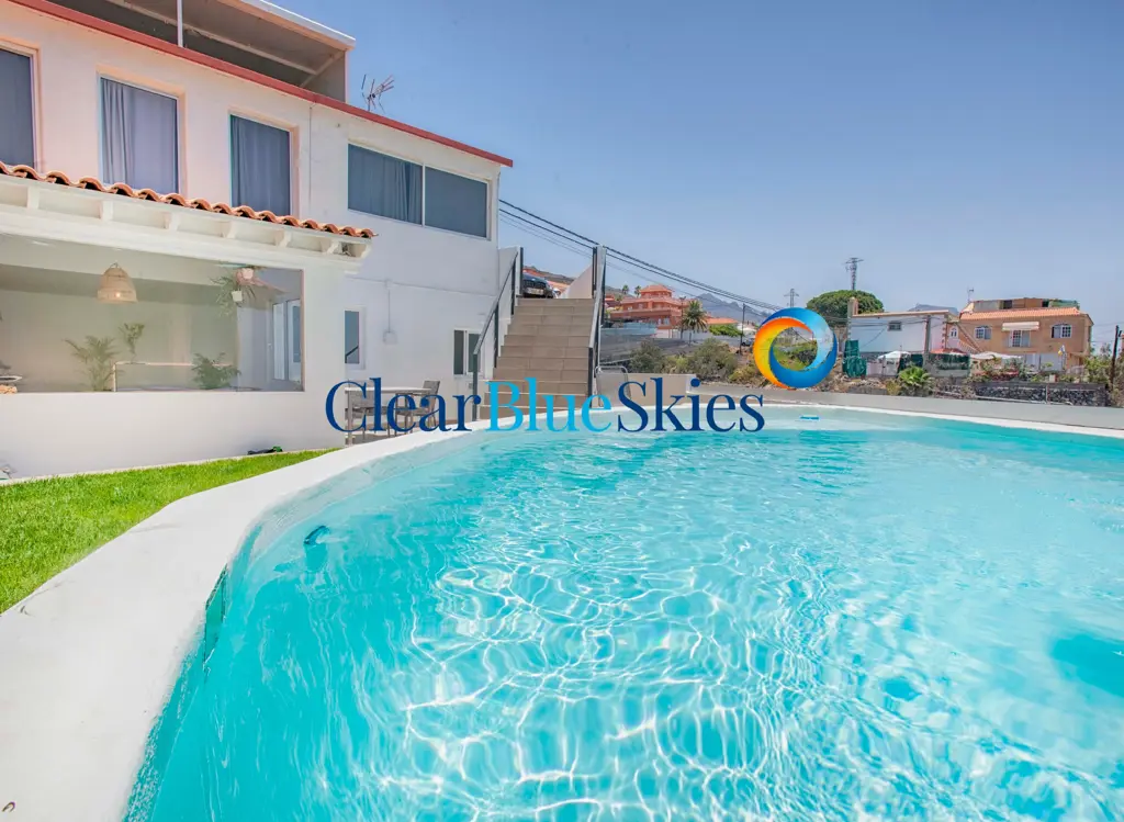 Image of 4 bed house for sale in Los Menores