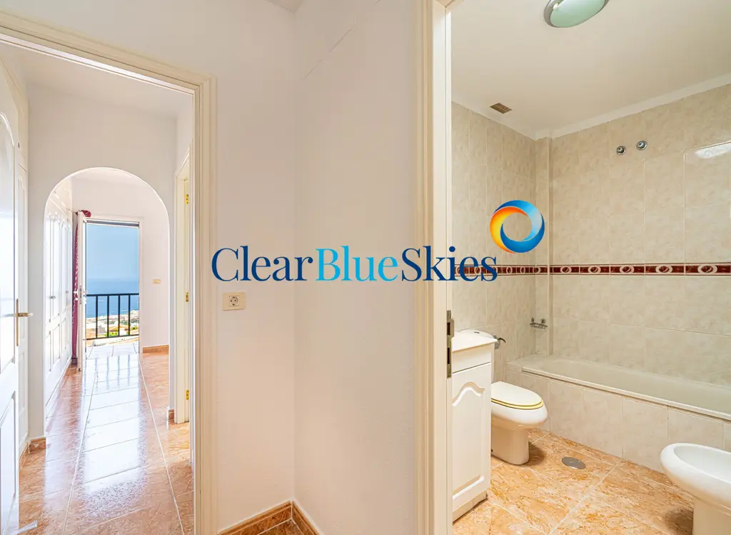 Image of 2 bed townhouse for sale in Torviscas Alto, Roque del Conde