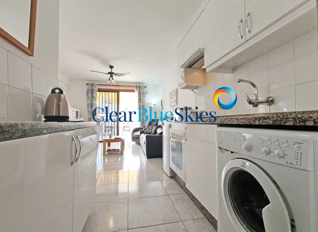 Image of 1 bed apartment for sale in Los Cristianos, Parque Margarita