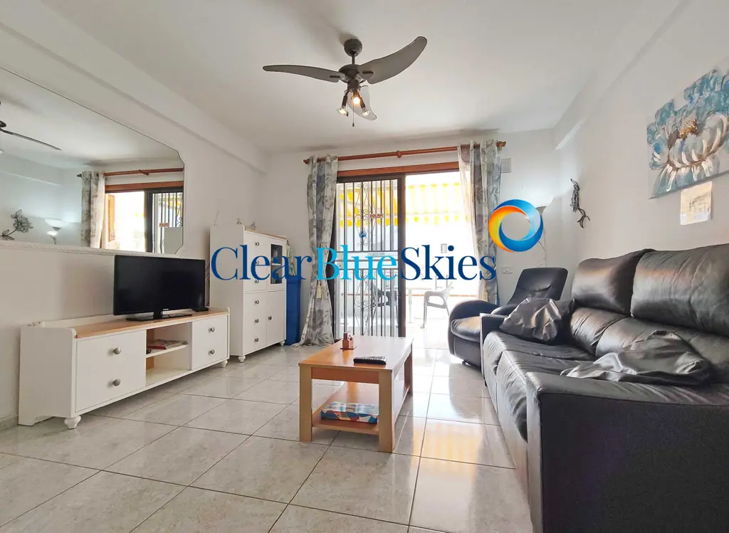Image of 1 bed apartment for sale in Los Cristianos, Parque Margarita