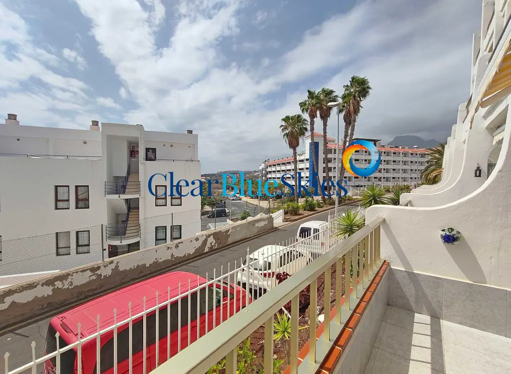 Image of 1 bed apartment for sale in Los Cristianos, Parque Margarita