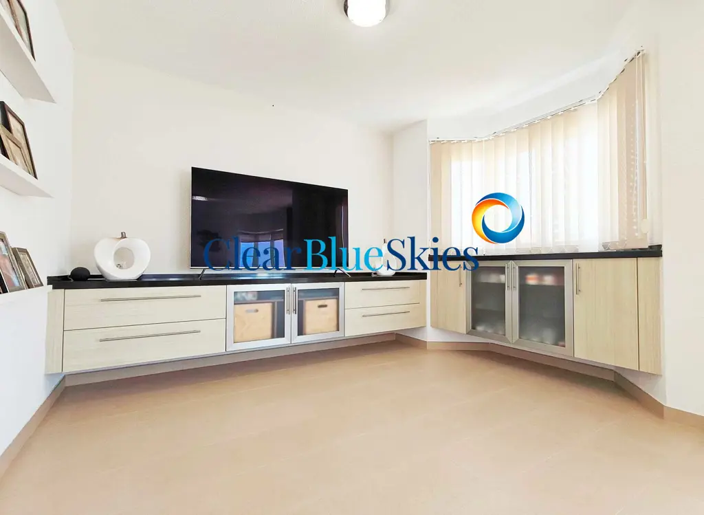 Image of 5 bed villa for sale in Torviscas Alto, Las Mimosas